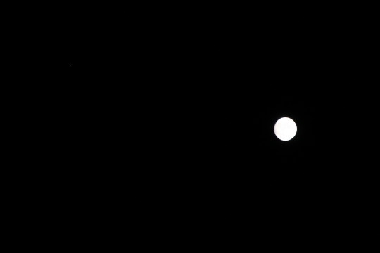 木星と月.JPG