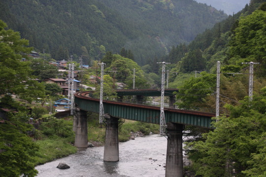 渡らずの鉄橋(1).JPG