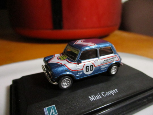 Mini Cooper.JPG